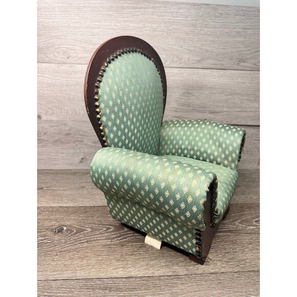 Vintage Dayton Hudson Green Upholstered Parlor Armchair Girl Doll 18" - Picture 2 of 6